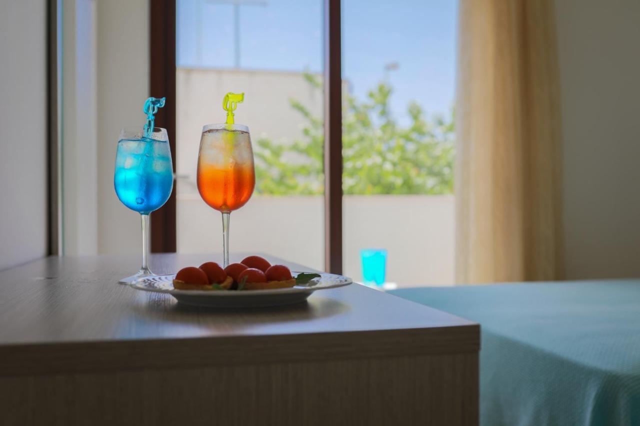 Hotel Corallo Torre Santa Sabina Zewnętrze zdjęcie