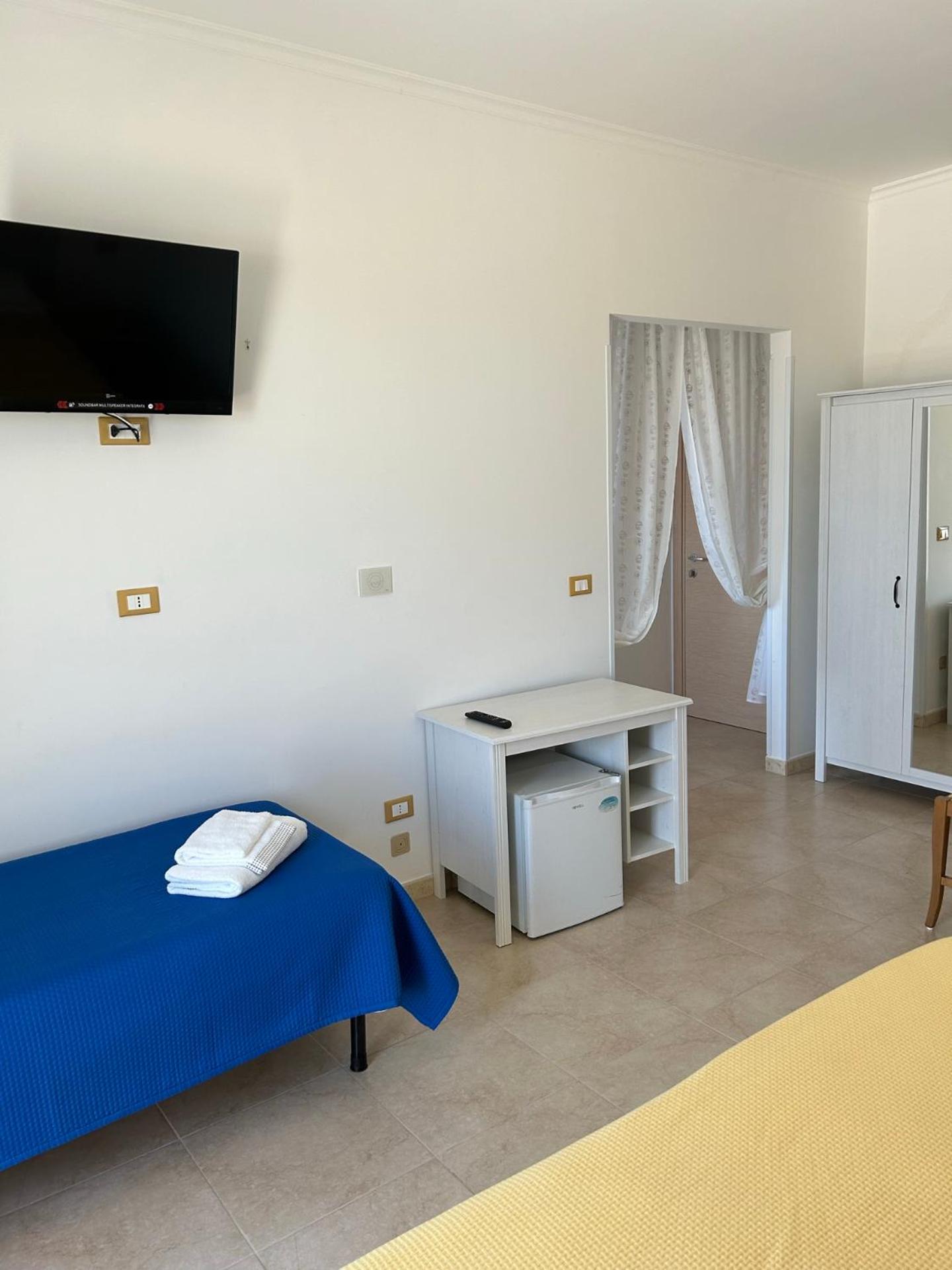 Hotel Corallo Torre Santa Sabina Zewnętrze zdjęcie