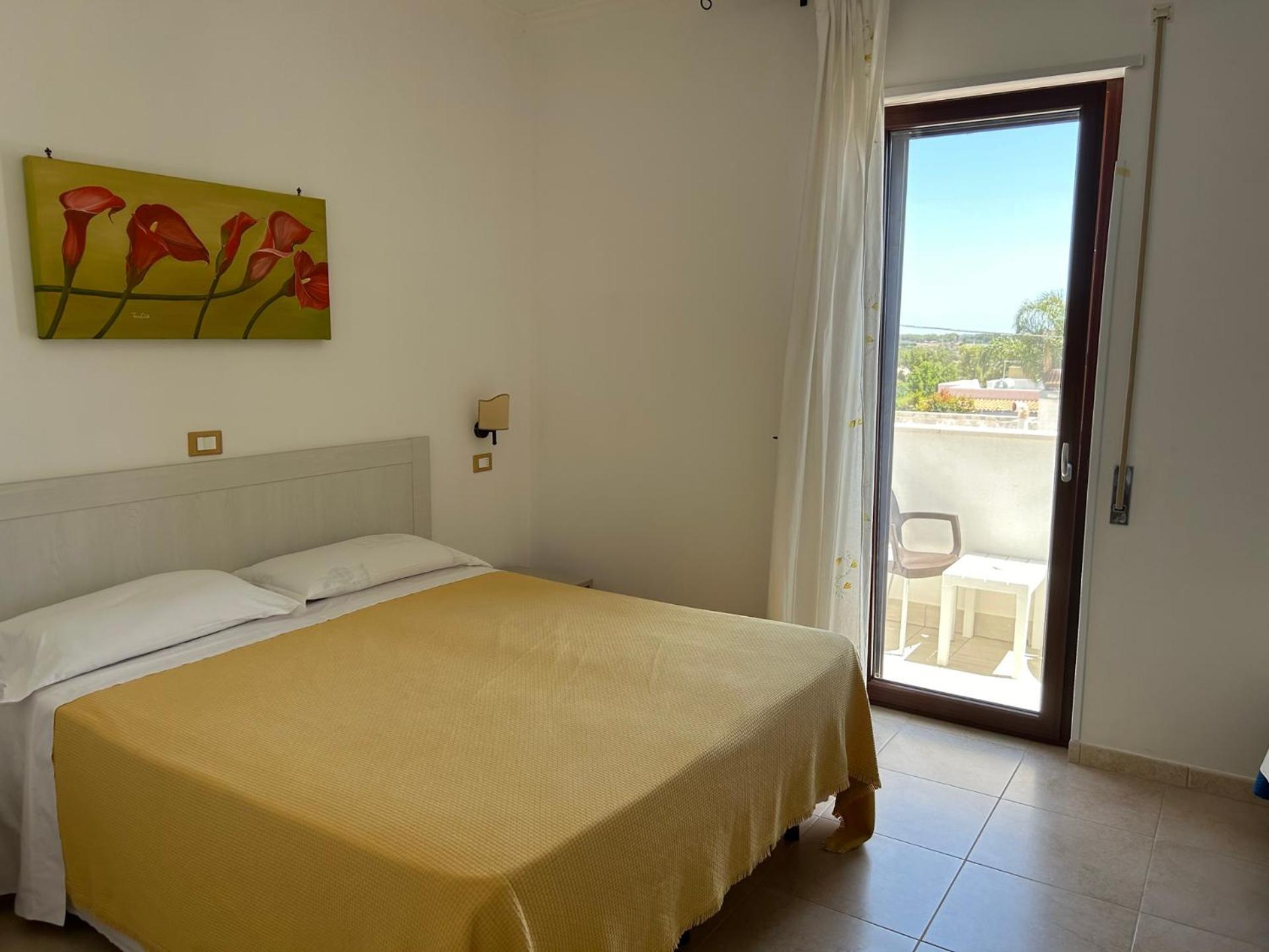 Hotel Corallo Torre Santa Sabina Zewnętrze zdjęcie