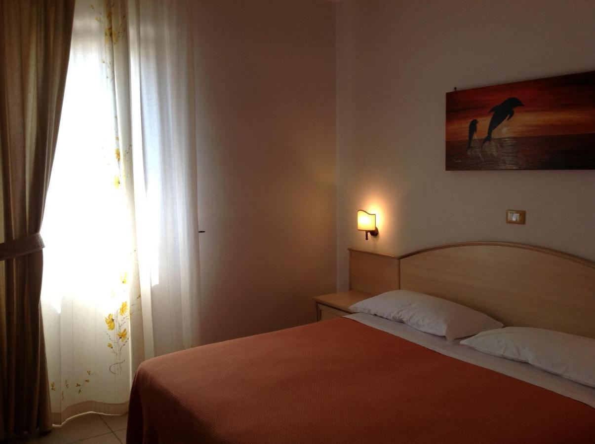 Hotel Corallo Torre Santa Sabina Pokój zdjęcie